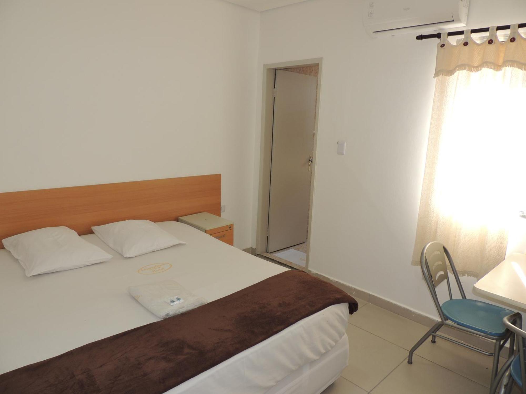 Hotel Ourinhos - Centro De Sao Paulo - Proximo 25 De Marco E Bras Esterno foto