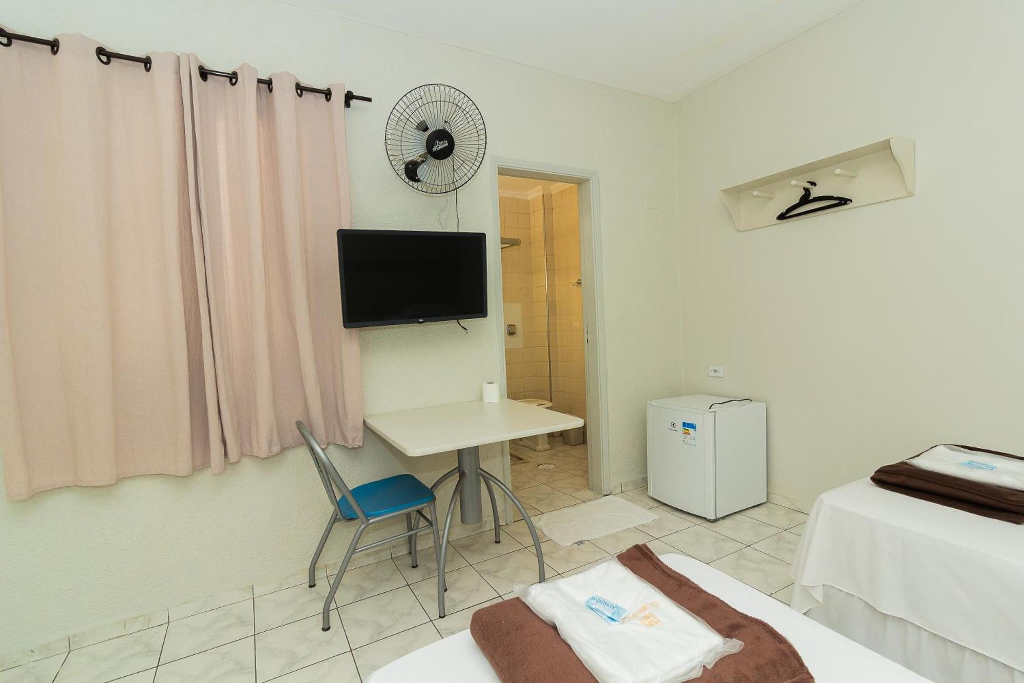 Hotel Ourinhos - Centro De Sao Paulo - Proximo 25 De Marco E Bras Esterno foto